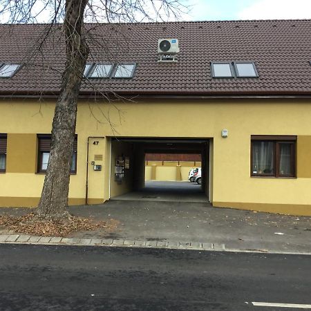Balance Apartman Егер Екстериор снимка